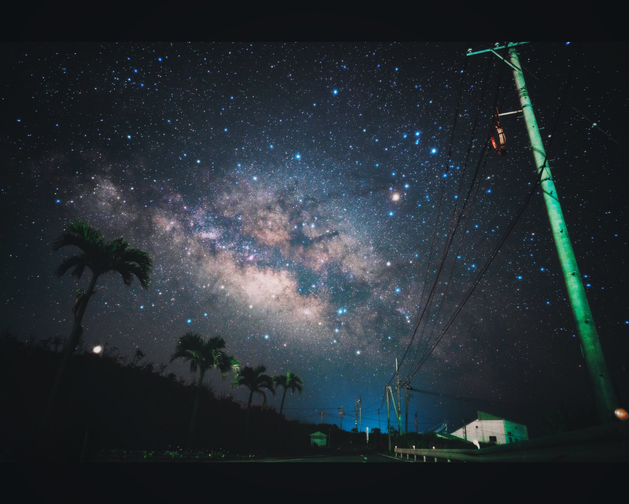 ごりかめ 𖤐 綺麗な夜空を見ていきませんか このタグが流行ればフォロワーが増える説 T Co T0wjfnfum2 Twitter