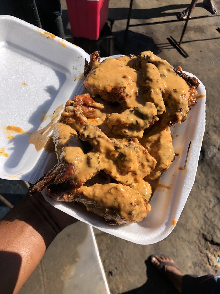 EbumnandiniR's tweet photo. You know it a good time when you’re having our Flamed Chicken!! Ishaya khona! #ebumnandinirepublic #flamedchicken #chickendust https://t.co/PGoKm6tF34