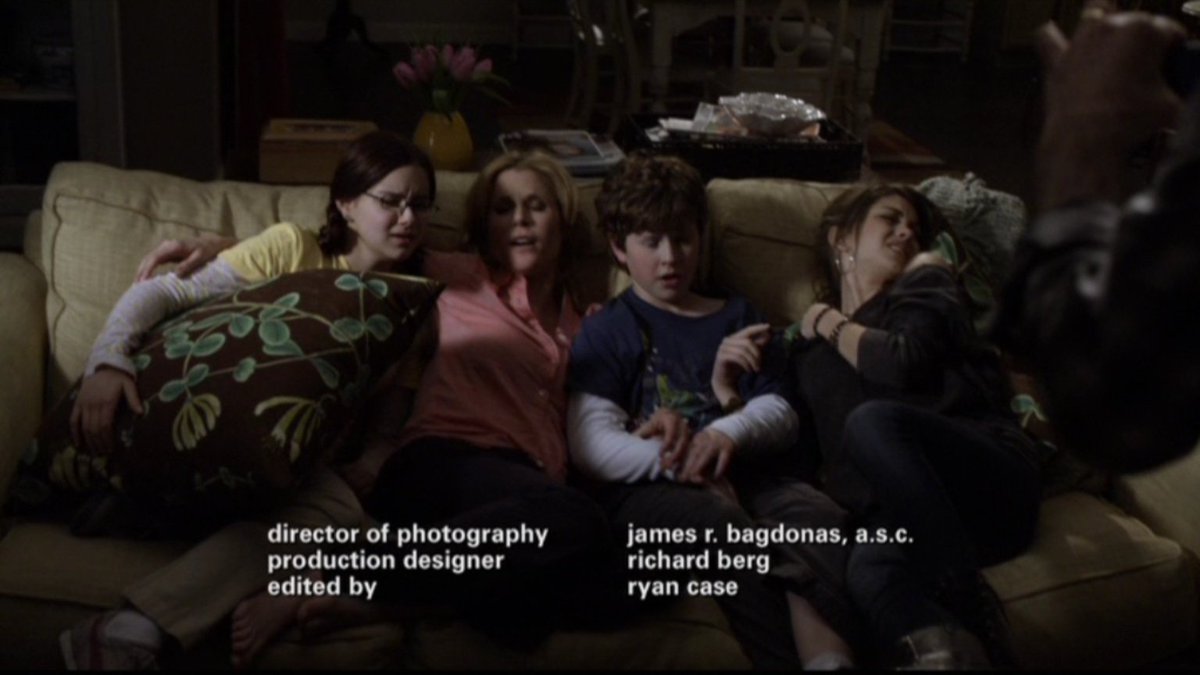 no context Modern Family🌈 (fan) (@nocontextmofy) on Twitter photo 