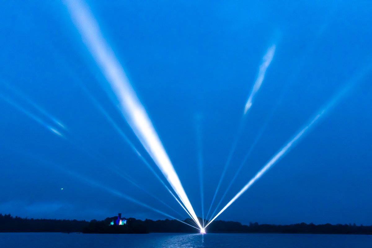 Tucked away in the hidden heartlands, this is when the magic begins. Tonight, June 15th, from approx 10.15pm Light Ballet will journey through Roscommon and Leitrim along Jamestown Canal, Drumsna, Lough Bofin and Dromod. 

📷 Emilija Jefremova

#LightBallet21 #CultureWorksIre