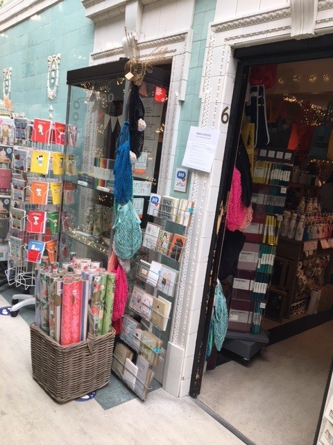 hype cards tweet media