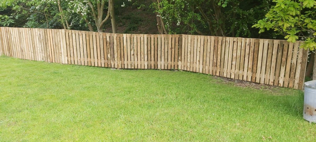 firth_fencing's tweet photo. Our domestic team have been firing through some brilliant projects. Here's a taster of what they have been up to recently...👌 https://t.co/HaBIRT1eI6