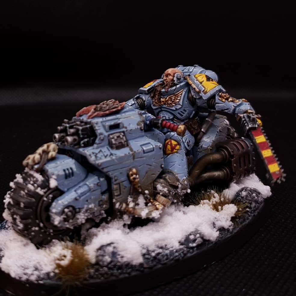 First of my Space Wolves Primaris Outrider Pack. 
#spacewolves #spacewolves40k #spacewolf #vlkafenryka #spacemarines #spacemarine #primarismarines #outriders #warhammer40k #warhammer40000 #paintingwarhammer40k #gamesworkshop #warhammercommunity 

@WarComTeam