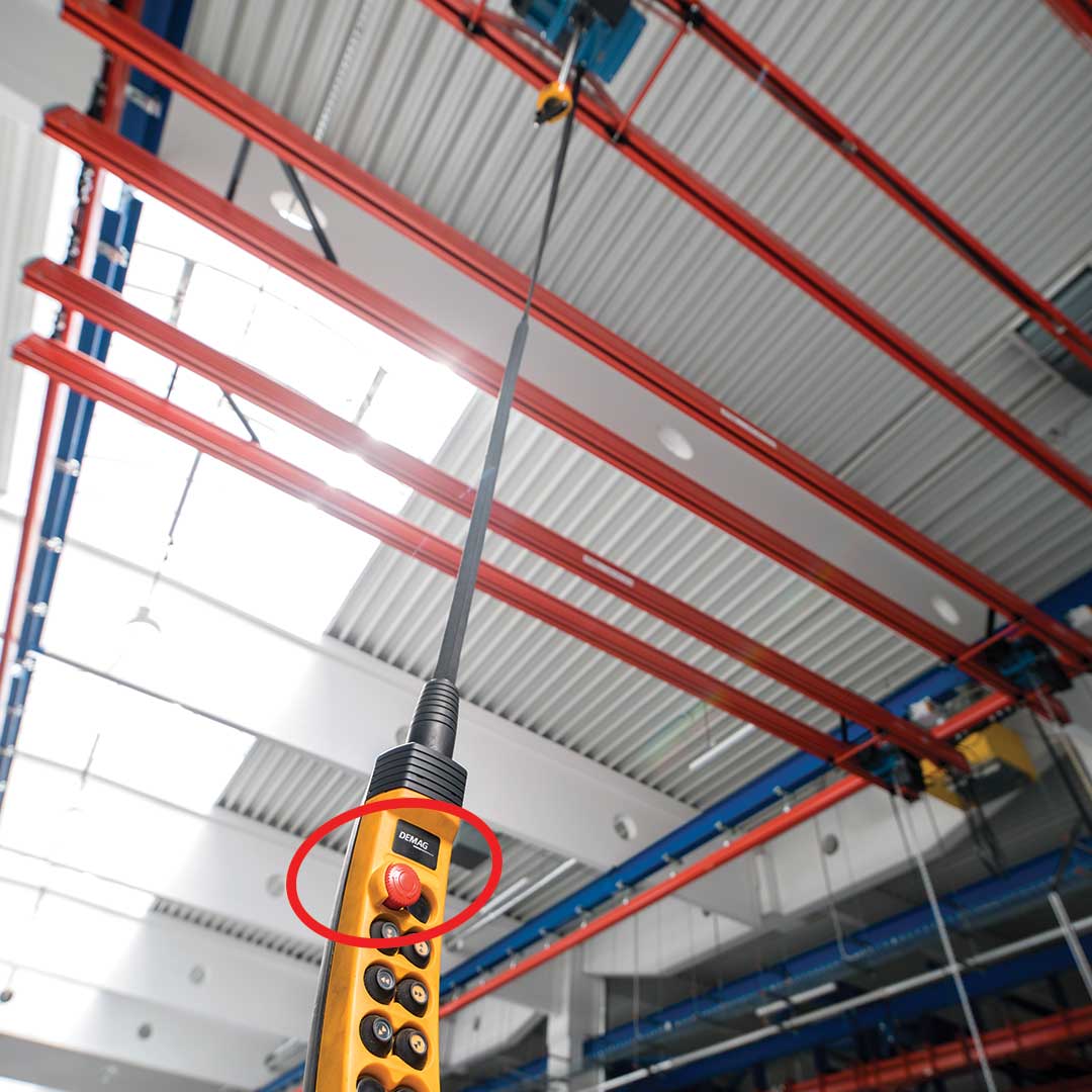 bridgecranes's tweet photo. Shut off power to pendant-operated cranes before leaving area. Place controllers in the off position with E-stop. #cranesafety #safety #liftsafe #Demag #craneoperator #overheadcranes https://t.co/XOFztx88NK