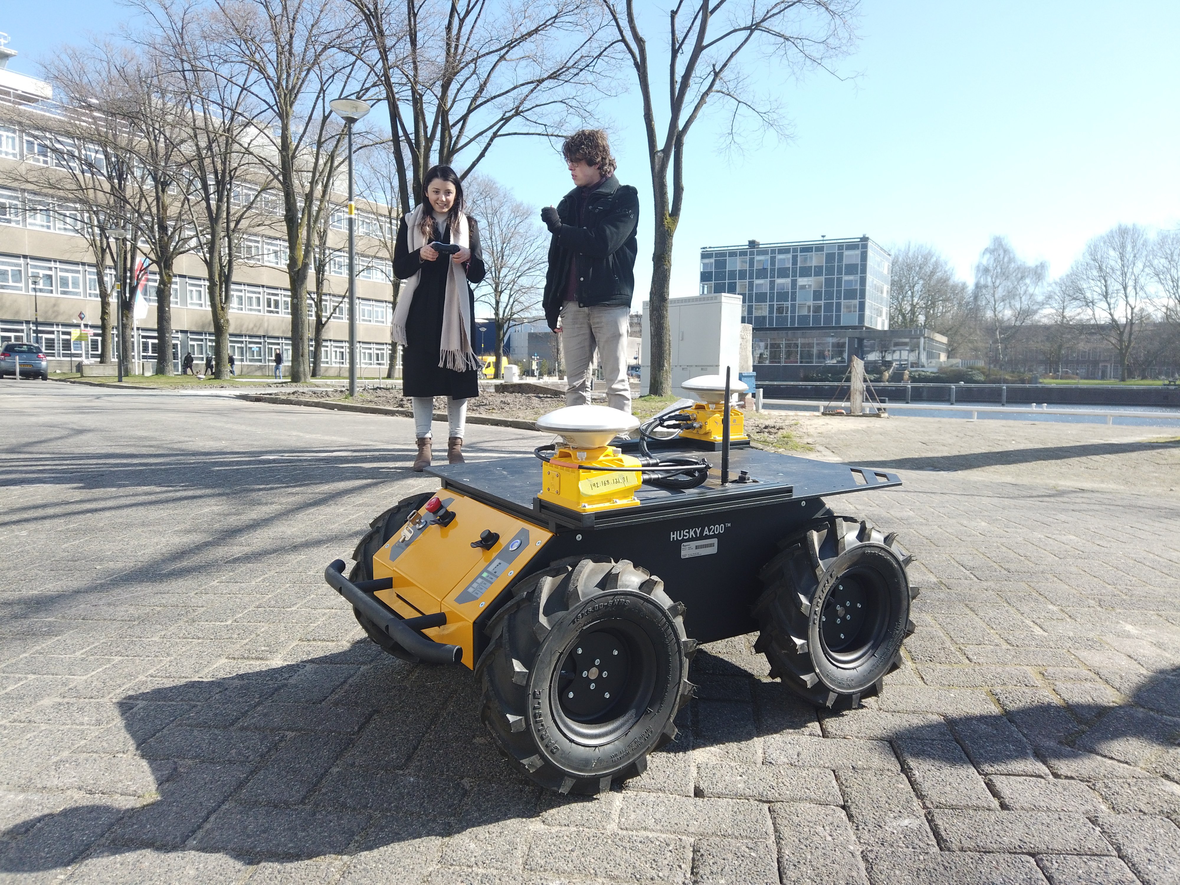 AMS Institute on Twitter: "Meet 'Husky'. Can you imagine getting your groceries delivered by a like this one? @Marineterrein_A we test how to #design such #robots and their behaviors to make
