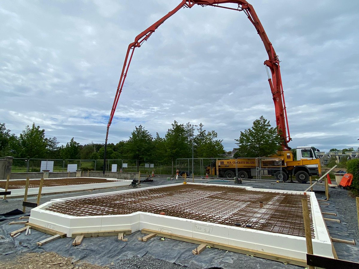 koresystem's tweet photo. 🚧 Today, KORE's technical business development manager @KoreAndrew called to the #FramespaceSolutions site in Kilcullen, Co. Kildare to check on the progress of Phase 1 of 3 of this 90 unit new build development. 2 foundations are complete with another 4 ready for concrete! https://t.co/g0HcLeyqWu