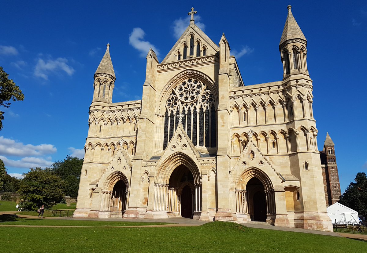 Reconnect with centuries worth of historical highlights at <a href="/StAlbansCath/">St Albans Cathedral</a>, where Alban, Britain’s first ever saint was buried over 1700 years ago. 

Find out more at reconnect-england.co.uk/hertfordshire 

📸 <a href="/VisitKent/">Visit Kent</a> 

#Reconnect #EscapeTheEveryday