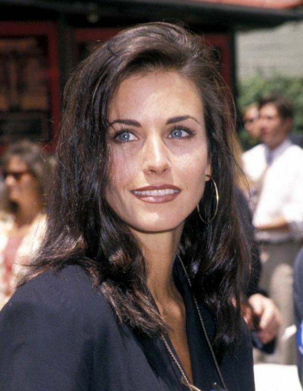 Happy Birthday Courteney Cox 