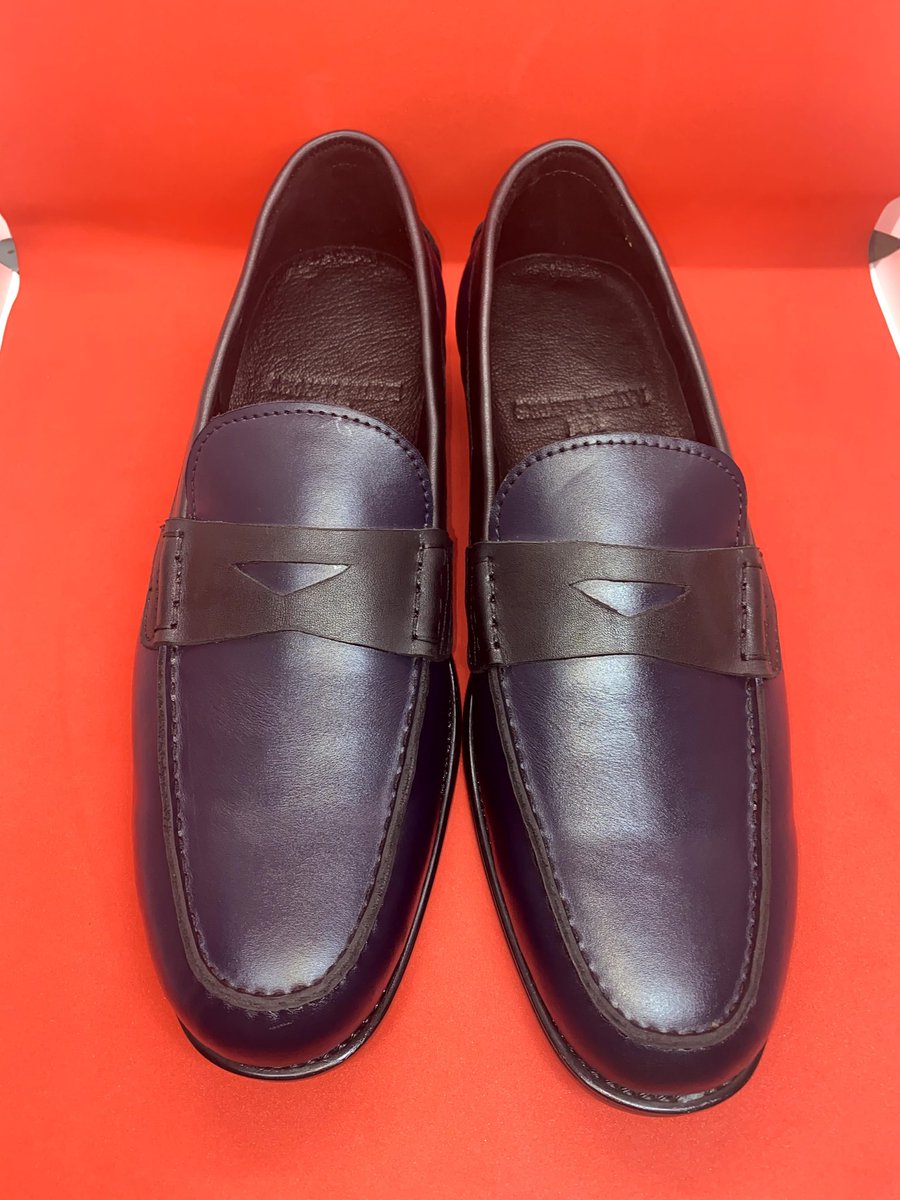 KayteeMayors's tweet photo. @mrmacaroni @ni_fries When will you buy shoes for the men dem sir?

Location : lagos 🙏🏻 https://t.co/eCdKQWORBS