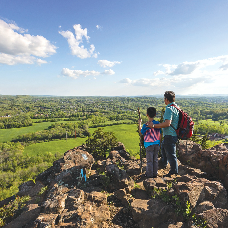 CTvisit's tweet photo. Say “yes” to celebrating Dad! From unique gift ideas to outdoor adventure, here are a few ways to make Father’s Day extra special this year. #CTvisit