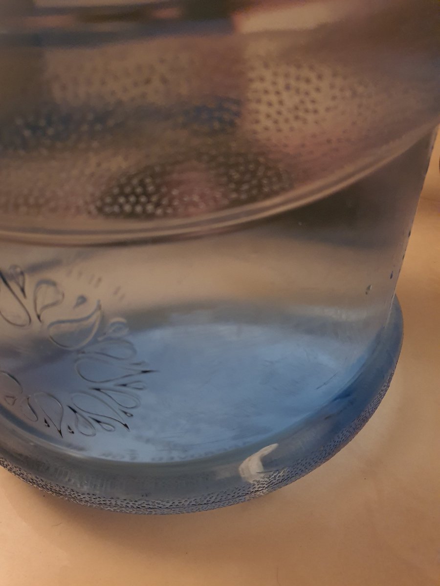 pyaranoid's tweet photo. @TaniaWaterKSA Used Tissue inside a sealed bottle https://t.co/OPrYrKHkW2