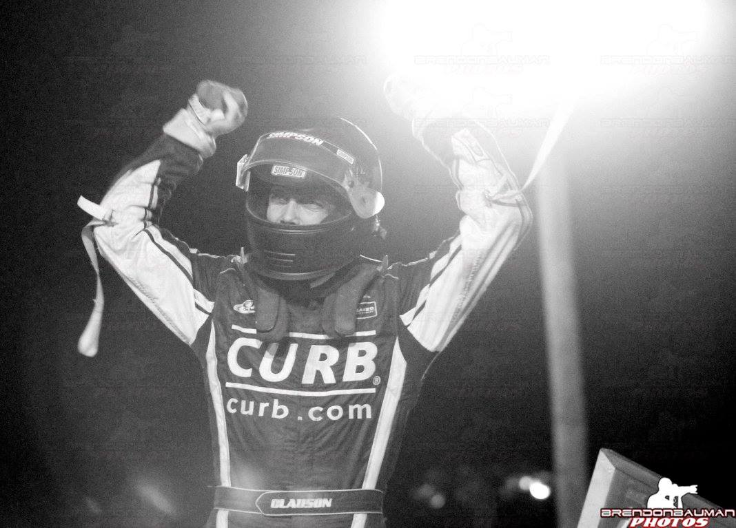 BrndnBmnPhotos's tweet photo. 9/13/13: @BryanClauson won his first career 410 Winged Sprint Car race at @jaxspeedway. It's a memory that I'll never forget. He and @CBellRacing finished just as the photo shows. BC (Pollock 21), CBell (Fox 53).
6/15 - BC's birthday...32. Miss you, Bryan.

#ParkedIt #BCForver https://t.co/fZJj9fTQLB