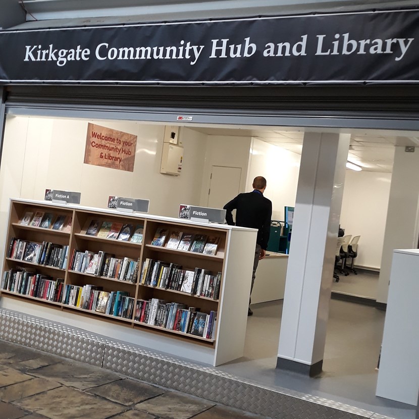 leedslibraries's tweet photo. Hello and welcome to our newest Library in Leeds, Kirkgate Market! This little branch opened October 7th 2019, situated right in the heart of our bustling historic indoor market #LeedsLibrariesCHT https://t.co/mcHaV9vejs