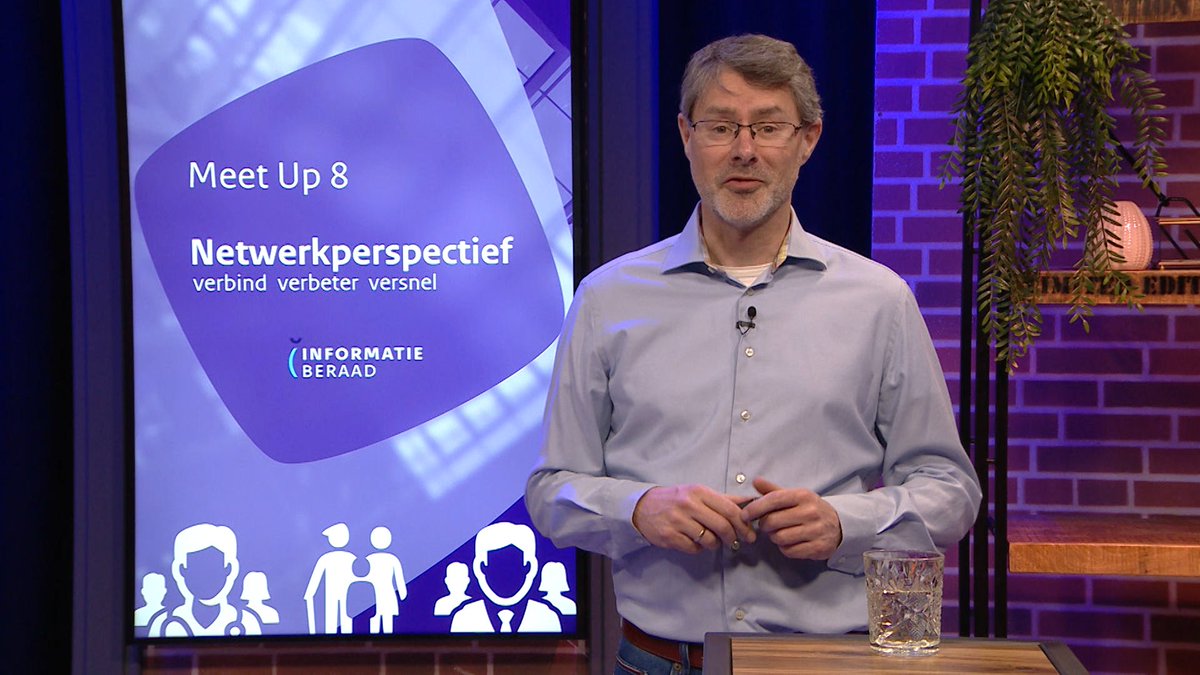 Marc Nieuwland, FAIR data specialist en Ronald Cornet, docent Amsterdam UMC gaan in de presentatie Harmonisatie en hergebruik van gegevens met behulp van ontologie o.a. in op het vastleggen van bruikbare data en de rol van zorgproffesionals en leveranciers bit.ly/3gDpiRI