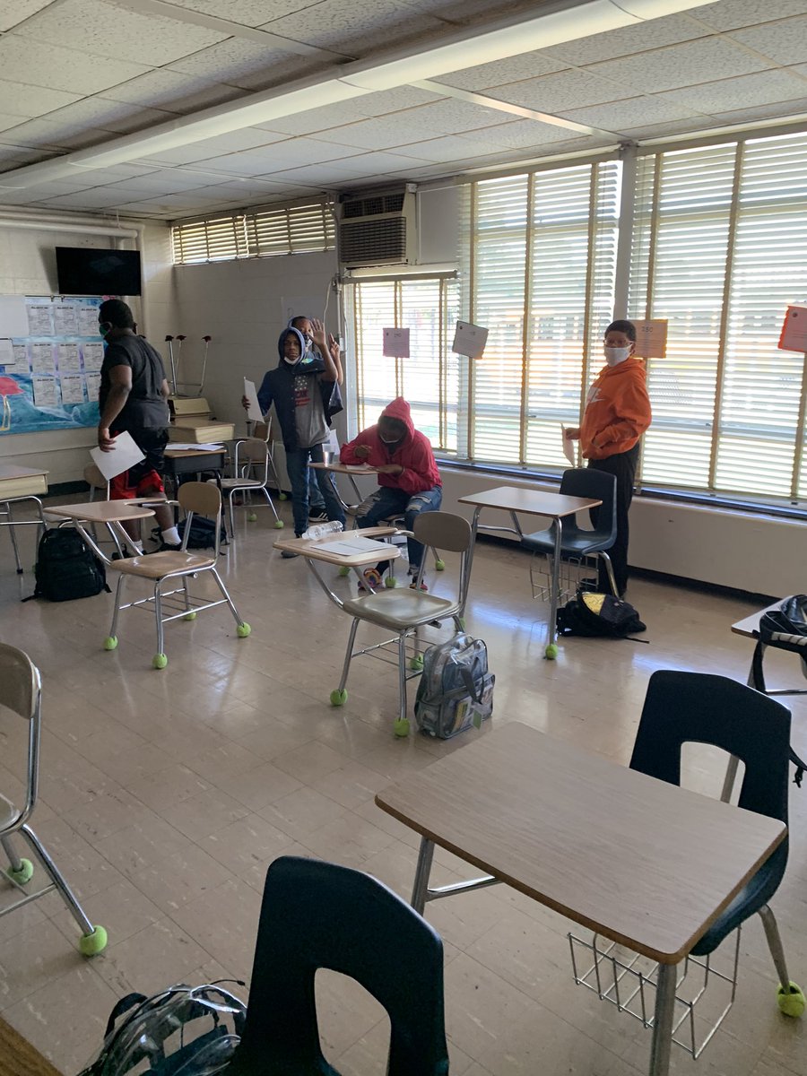 BraxtonMcLaurin's tweet image. #CCSRISE2021!  Middle School making it happen with no power!