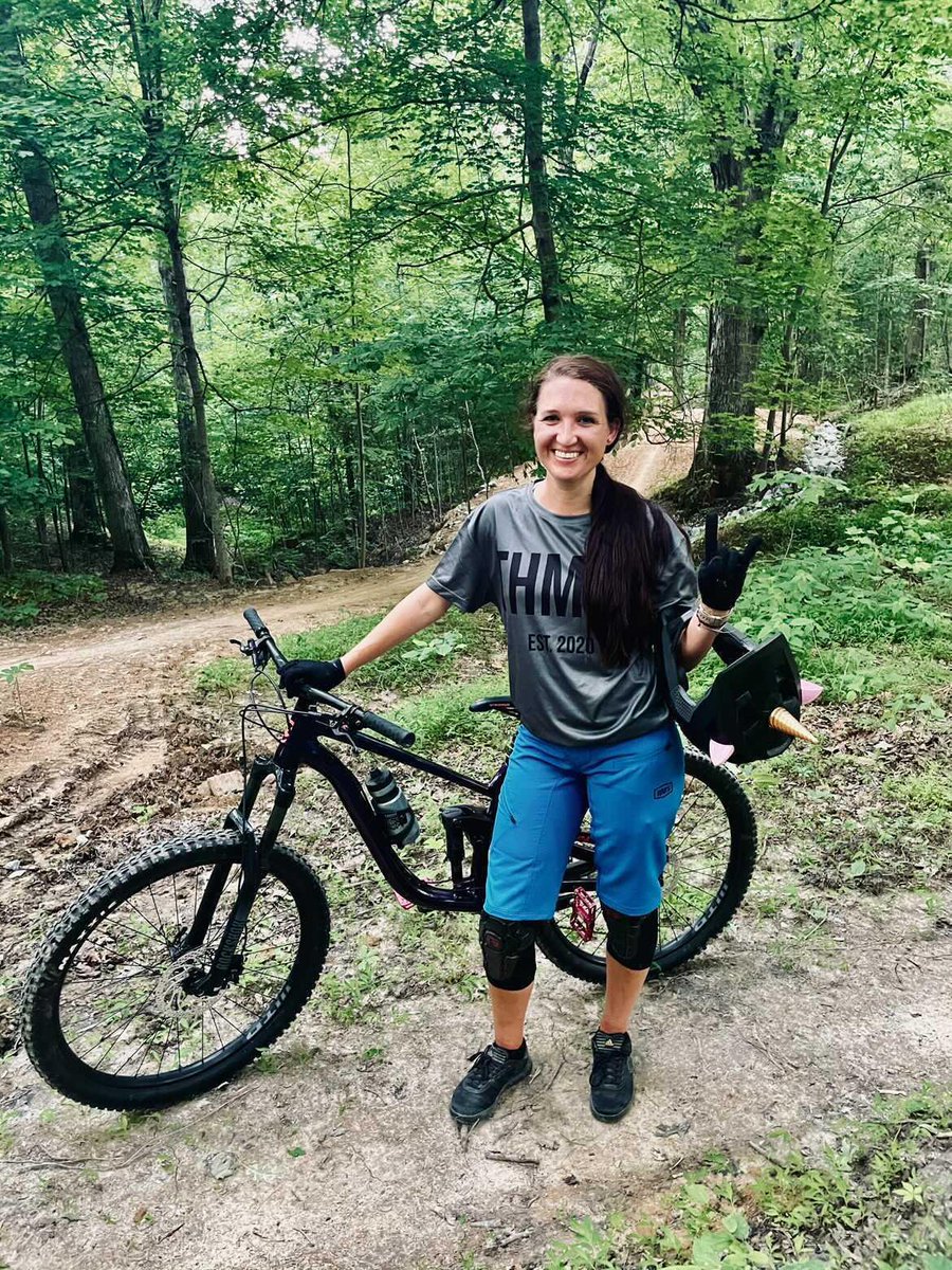 HoundMtb's tweet image. Grab your jerseys today!!!
.
TRAILHOUNDMTB.COM