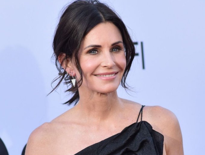Happy 57th birthday to the actress, model, producer, and director Courteney Cox   