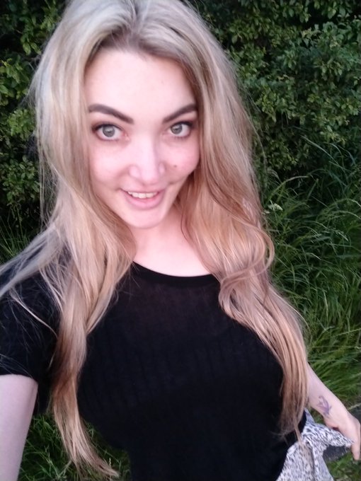 Some selfie&rsquo;s I took 😘 https://t.co/0c4sQNDCzC<a href="/tag/newcastle"class="tags"><span>#newcastle</span></a>