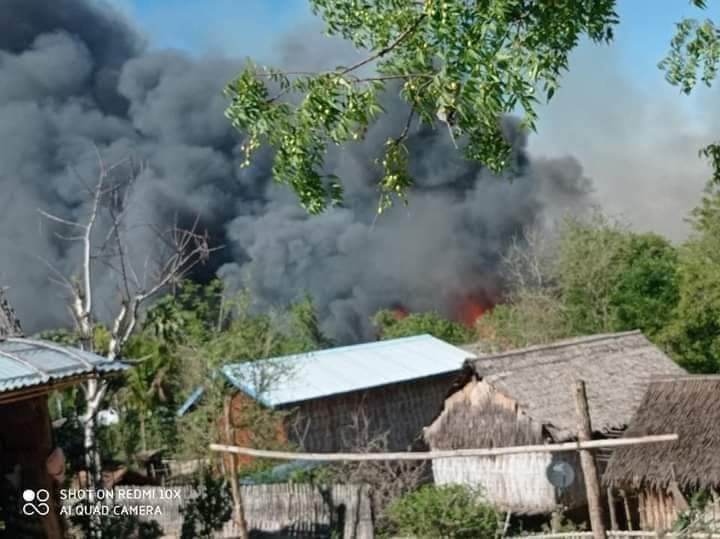 Joon47314309's tweet photo. The village named "Kin Ma Ywar" was fired by junta at 15 june..
#SaveMyammar 
#June15Coup https://t.co/IhE2GoUR6M