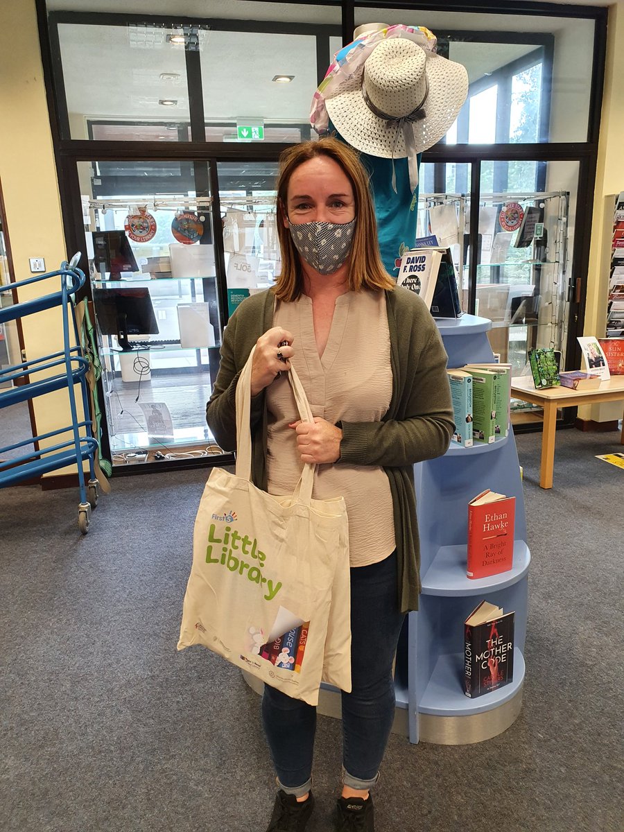 KerryLibrary's tweet photo. We're giving Little Library Bags to Early Learning Centres across Kerry to help them start their own libraries and encourage a live of reading in smallies. https://t.co/VClIc4BBHI