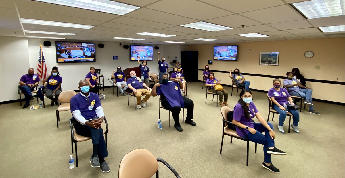 32BJFlorida's tweet photo. .@BrowardCounty Security Officers waiting to speak at the @browardinfo commission meeting this morning. #RespectSecurity 💜💛💪🏾
…
@senatornanrich @HolnessD9 @beamfurr @stevegellerfl @mark_bogen @bestmom39 @Michaeludine @LamarPFisher https://t.co/5A1wxRcqma