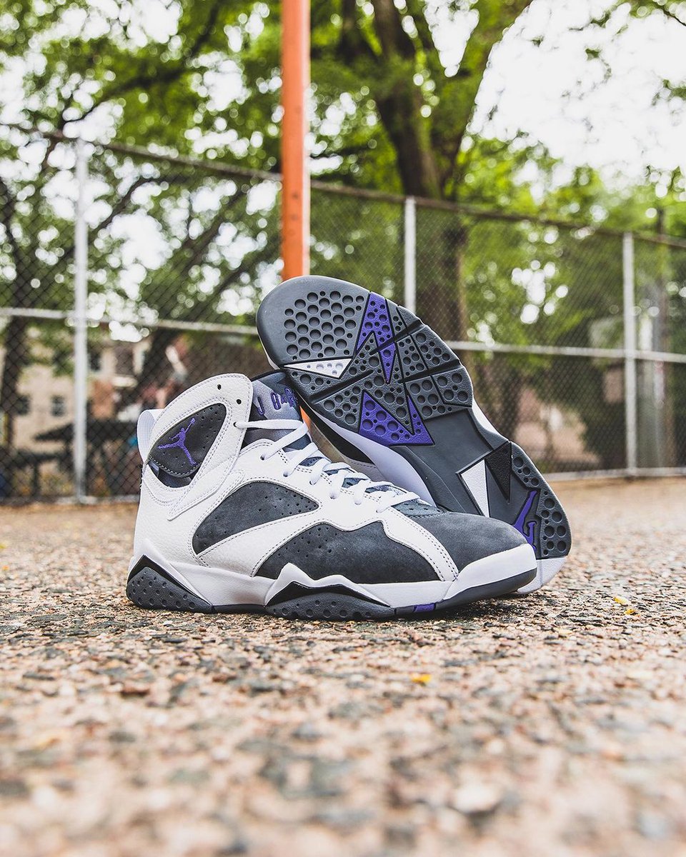 DTLRVILLA's tweet photo. The #Air #Jordan #Retro7 'Flint Grey' restocked in Grade-school and Pre-school sizing.
Link to cop: https://t.co/uHp23bXtKy https://t.co/siwa3tXVVp