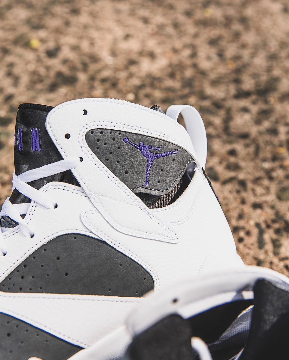 DTLRVILLA's tweet photo. The #Air #Jordan #Retro7 'Flint Grey' restocked in Grade-school and Pre-school sizing.
Link to cop: https://t.co/uHp23bXtKy https://t.co/siwa3tXVVp