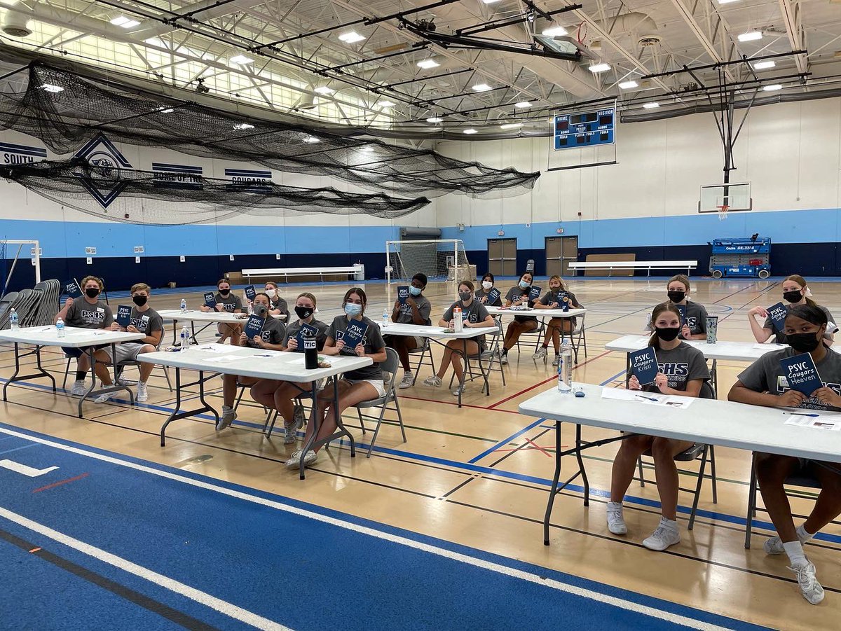 Continuing their champion-minded journey are the Cougars of Plainfield South Varsity! Their annual C3 Team Culture Workshop was so focused and productive! The discussions created awareness to areas they want to build👷🏻‍♀️🛠👷🏼‍♂️and the activities brought them closer to trust and unity!