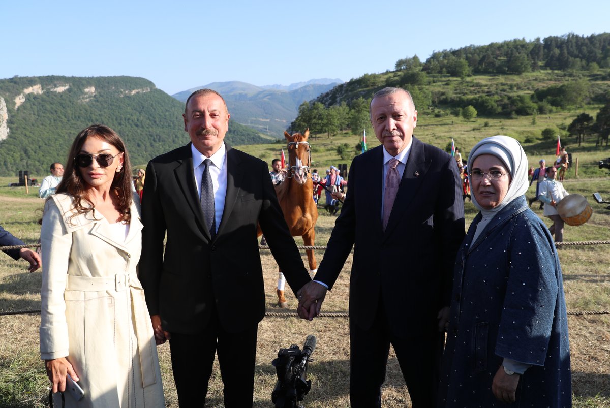 Azadlığına kavuşan Karabağ, azadlığına kavuşan kadim şehir Şuşa... 🇹🇷🇦🇿