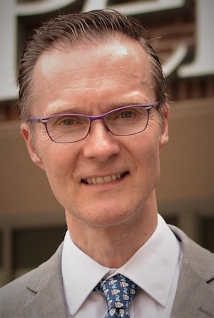 Oliver Garden headshot