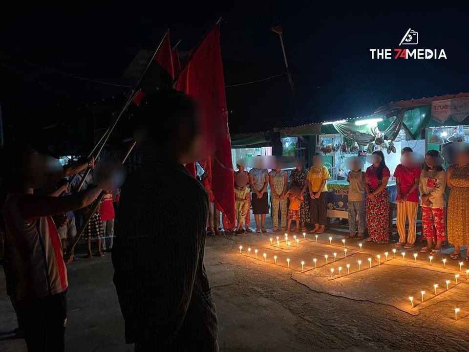 pinkpinkypnk's tweet photo. #CandleLightStrike and night rally in Aye Mya Thar Yar , Hpakant Tsp 
#UnfetteredAccessForAids 
#WhatsHappeningInMyanmar 
#June15Coup https://t.co/khFIpiF26g