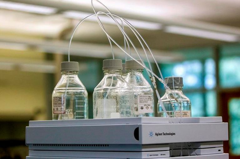 Some long-lasting makeup products could contain  toxins that are hazardous to human and environmental health, a new study by Toronto researchers suggests: bit.ly/3pTCOoO