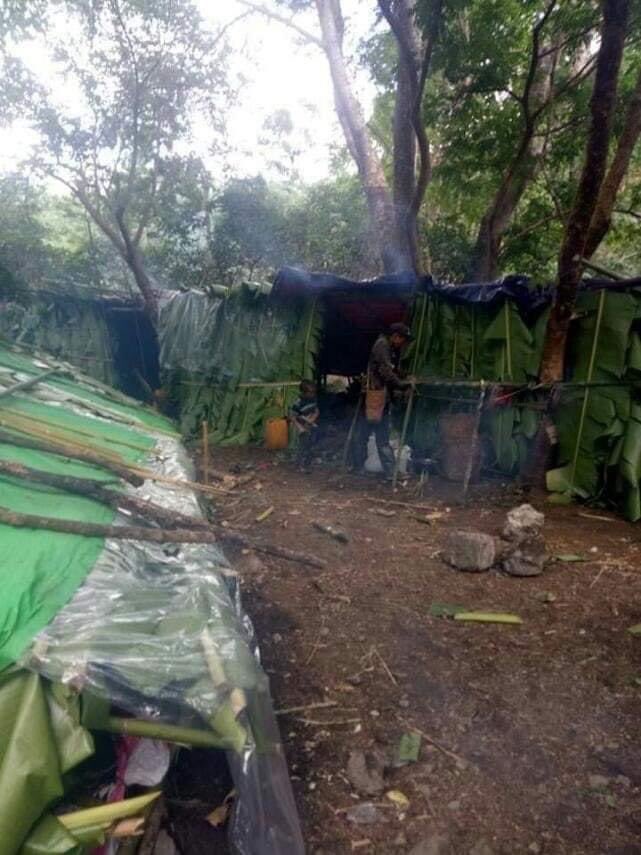 In Mindat Township, people fleeing the clashes are suffering from diarrhea, malaria and influenza, and their lives are at risk. Medicines, medical treatment, shelters and doctors are in urgent need. #UnfetteredAccessForAids #WhatsHappeningInMyanmar #June15Coup #MilkTeaAlliance