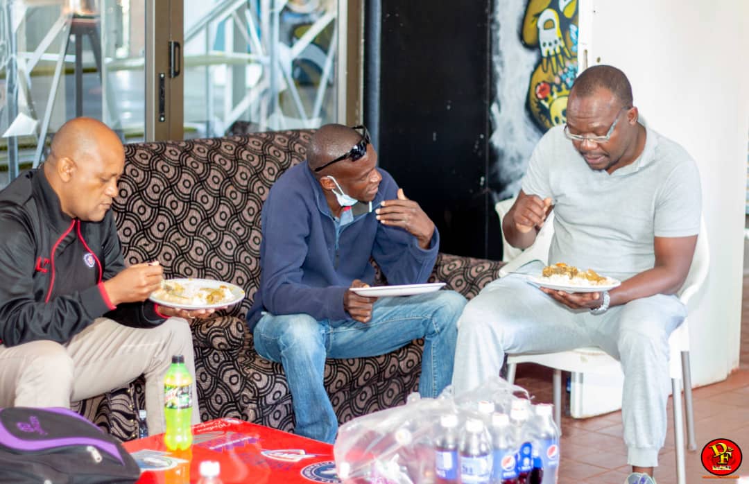 Nash ShonaleNkosi Mkokwayarira Ndlovu tweet media