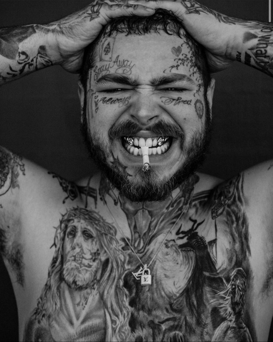 PostMalone_Fans's tweet photo. 🦷 https://t.co/BDVLqoUKhS