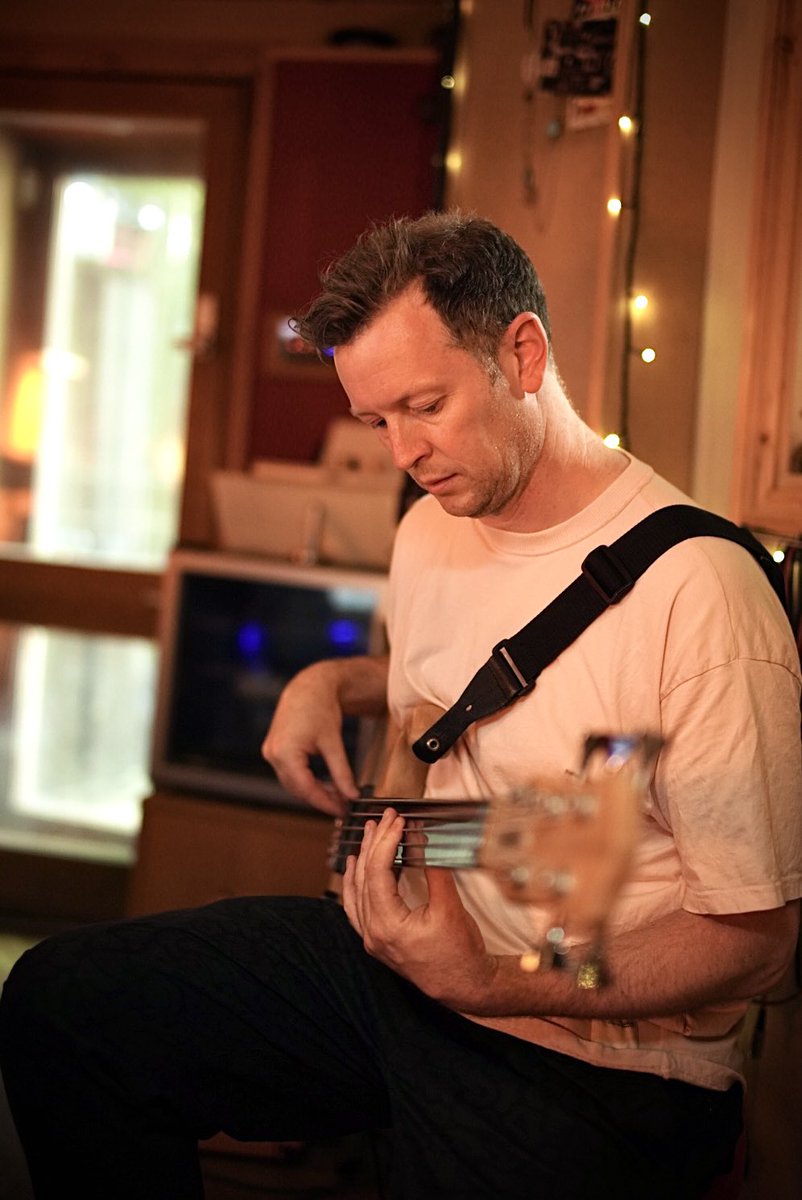 MikeLindup's tweet image. Fantastic work on 5 string fretless from @mullarkeybass today, helping progress on #changes2