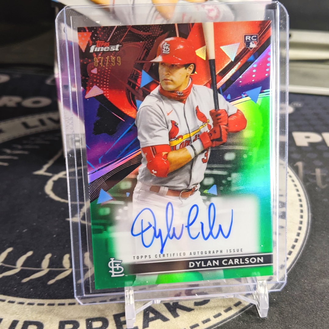 LiveCaseBreak's tweet photo. A couple of Dylan Carlson rookie autos for @bigforkhobby from our 2021 @Topps Finest Baseball breaks! #MLB #DylanCarlson #DylanCarlsonCards #Topps #ToppsBaseball #RookieCard #STLCardinals #Cardinals #CollectBaseballCards https://t.co/3z3LBXZCI4
