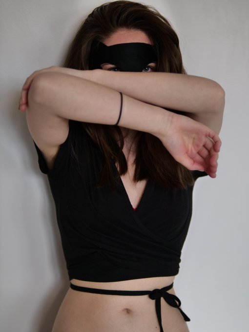 Bois mes paroles et jouis. https://t.co/vKDJKLDSEb https://t.co/2dQjjBKehG<a href="/tag/gangbang"class="tags"><span>#gangbang</span></a>