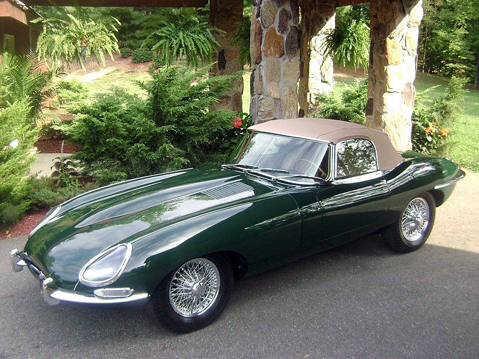 Jaguar E-Type
#Jaguar #JaguarEType #EType #retro #ретро #akoleso