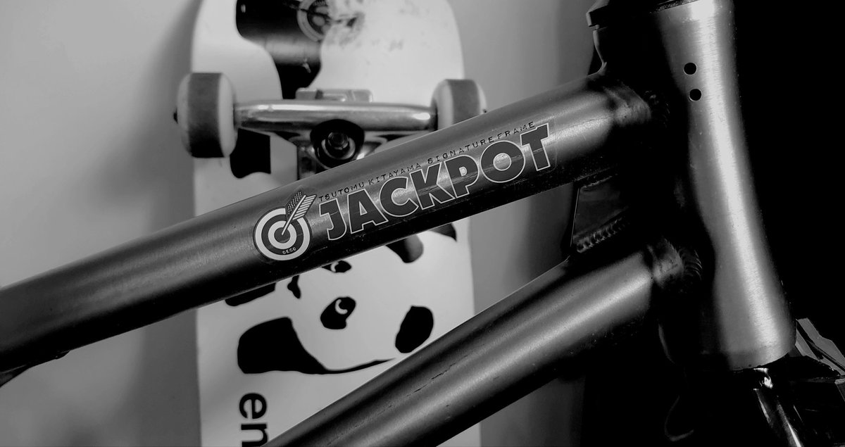 flat_squirrel's tweet photo. My things to escape the troubles of normal life... #bmx &amp; #skating
Always clears my mind, and good #fitness #flatsquirrel #jogi #photography #idonthaveacluecollection #blackandwhitephotography #nftphotography #bmxphotography #bmxskatewhatever #decobmx #artdeco #nft #monochrome https://t.co/Gv5697GiVR