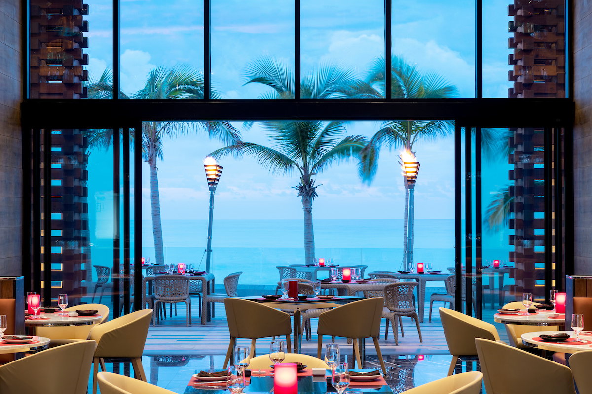 Breathtaking views of the Sea of Cortez for al fresco dining and fantastic Asian dishes? Yes, please. 

#HiroshiRestaurant #GarzaBlancaLosCabos #LosCabos #GarzaBlancaLife #cabo #LuxuryTravel #GourmetCulinary