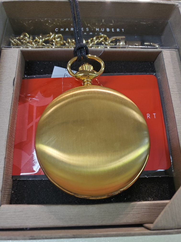 BruniBossioG's tweet photo. With Father's day on Sunday, surprise him with this timeless pocket watch by Charles-Hubert Paris. It is a beautiful piece he will surely treasure.
#fathersday2021 #FathersDay #fathersdaygifts #yeg #yeglocal #jewelry #Watches #pocketwatch  #jewelrystore #giftsforhim #gifts https://t.co/IgiA5egGAy