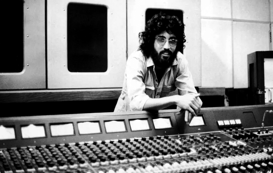 Happy Birthday to Ivan Lins who turns 76 years young today 