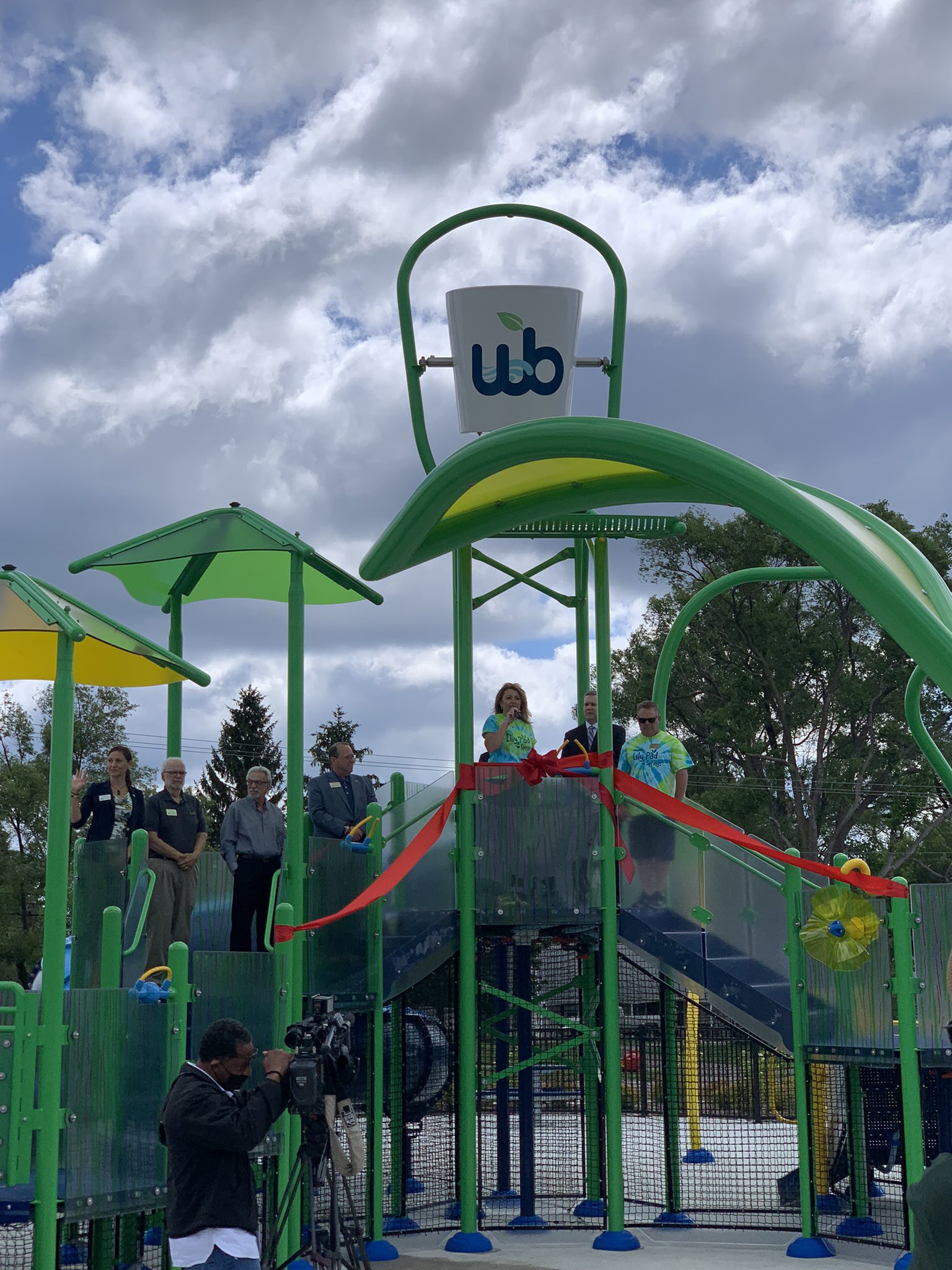 Kenneth Gutman Congratulations Wb Parks On The Opening Of Lily Pad Springs It Was An Honor To Attend Your Ribbon Cutting Ceremony T Co L1orwlxpvr Twitter