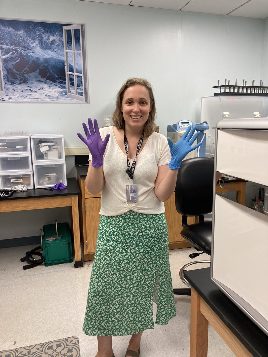 BourbonnaisLab's tweet photo. Cause nothing else matter when mass spec is in need of attention.
#WomenInSTEM #ChemicalOceanographer https://t.co/9IHsKmg8gM
