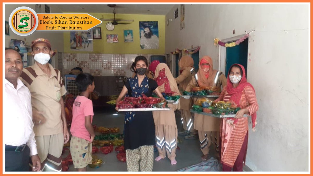GreenSwelfares's tweet photo. SALUTE TO CORONA WARRIORS- DOCTORS, NURSES, POLICE, AMBULANCE DRIVERS, CLEANLINESS WORKERS | FRUITS DISTRIBUTION-DSS VOLUNTEERS, SIKAR, RAJASTHAN
#SaluteToCoronaWarriors #Covid19IndiaHelp   #CoronavirusPandemic #Fruits #Salute #Sikar https://t.co/k56PO3zoHe