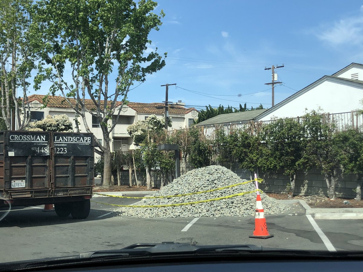 tangirinez's tweet photo. :( @Starbucks in Point Loma replacing all its grass and mulch sections with ridiculously sharp rocks like wtf man :( #antihomeless (there are ways to cut down on water usage without using jagged rocks. Shame! https://t.co/q4ap7WrMBA