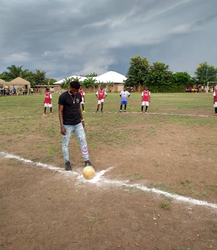 samuel_zigah's tweet photo. @Thomaspartey22 is back to his roots πOdumase Krobo- Matse Isreal school park.
@ThomasParteyFo1
#TPFoundation https://t.co/YjqHAlhcM0