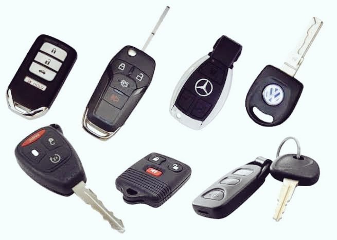 FastservL's tweet image. Lost keys replacement for any car,spare keys and car key casings repair.#0681177043