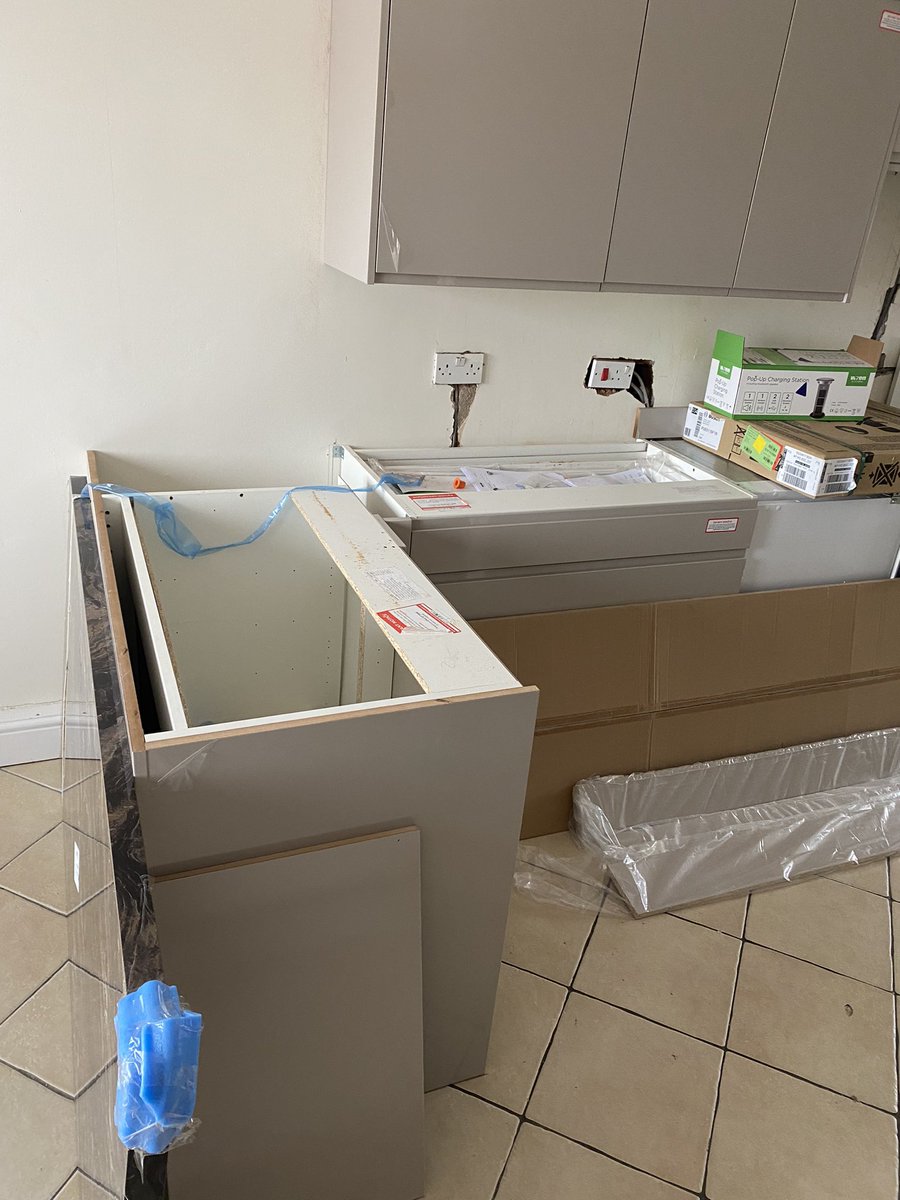 teessidetripod's tweet photo. @WrenKitchens wow. What can I say. ABSOLUTELY HORRIFIC CUSTOMER EXPERIENCE. 

Missold, badly designed, not advised on my 14 day cancellation period which conveniently ends on 21st June, THE DAY BEFORE MY REPLACEMENT KITCHEN UNITS WILL BE DELIVERED! https://t.co/gXx1jvSYHf